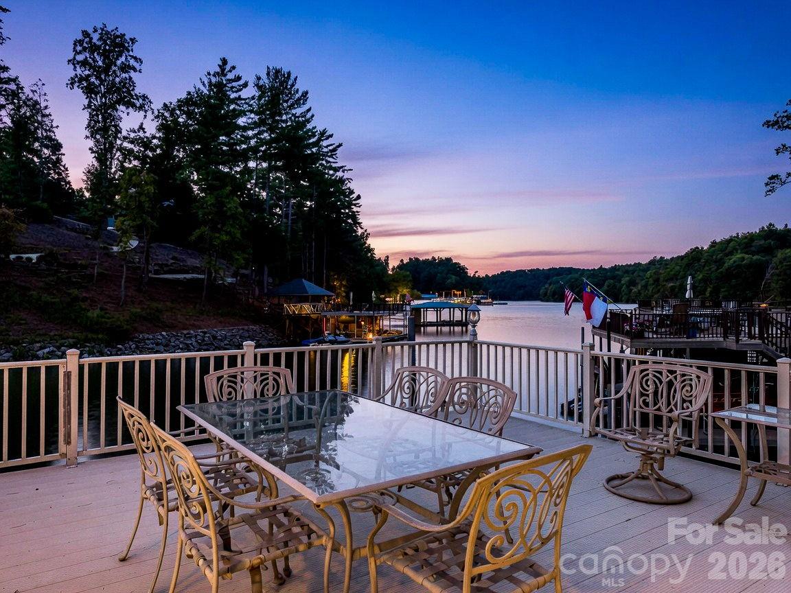 27 Anchor Drive