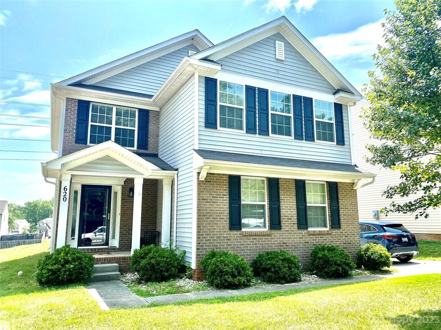 You'll love everything about this beautiful home. The spacious living areas, the kitchen that is nice enough for a master chef, the expansive and cozy primary suite, the large upstairs flex space and the oversized deck for entertaining. Come see this gem of Rock Hill in the beautiful Sweetwater subdivision.