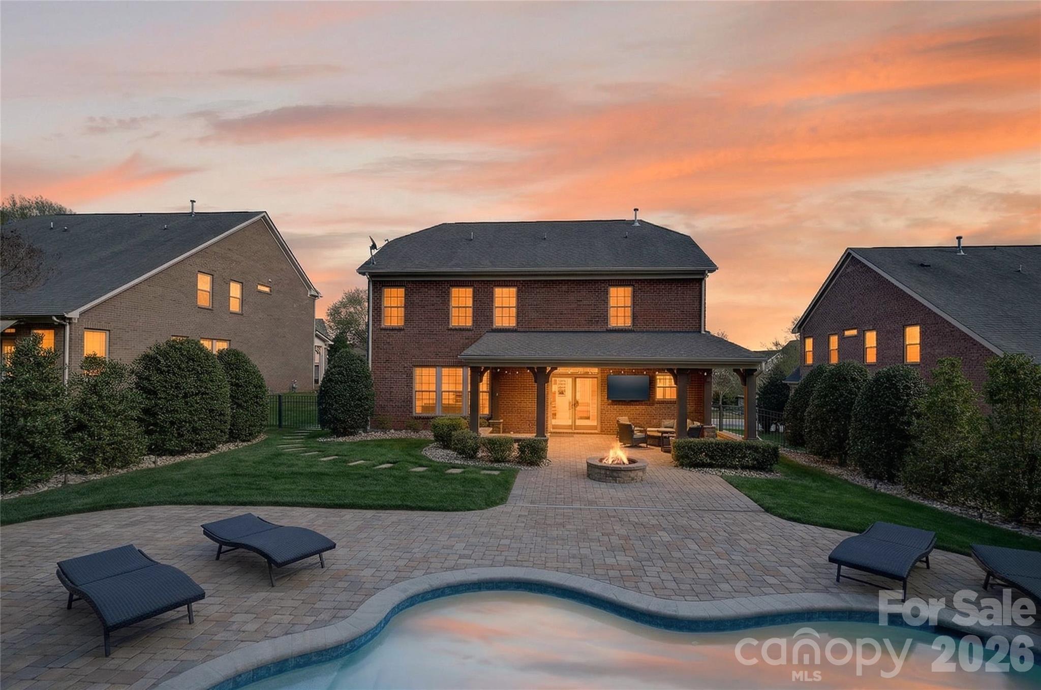 Barber Rock - Residential