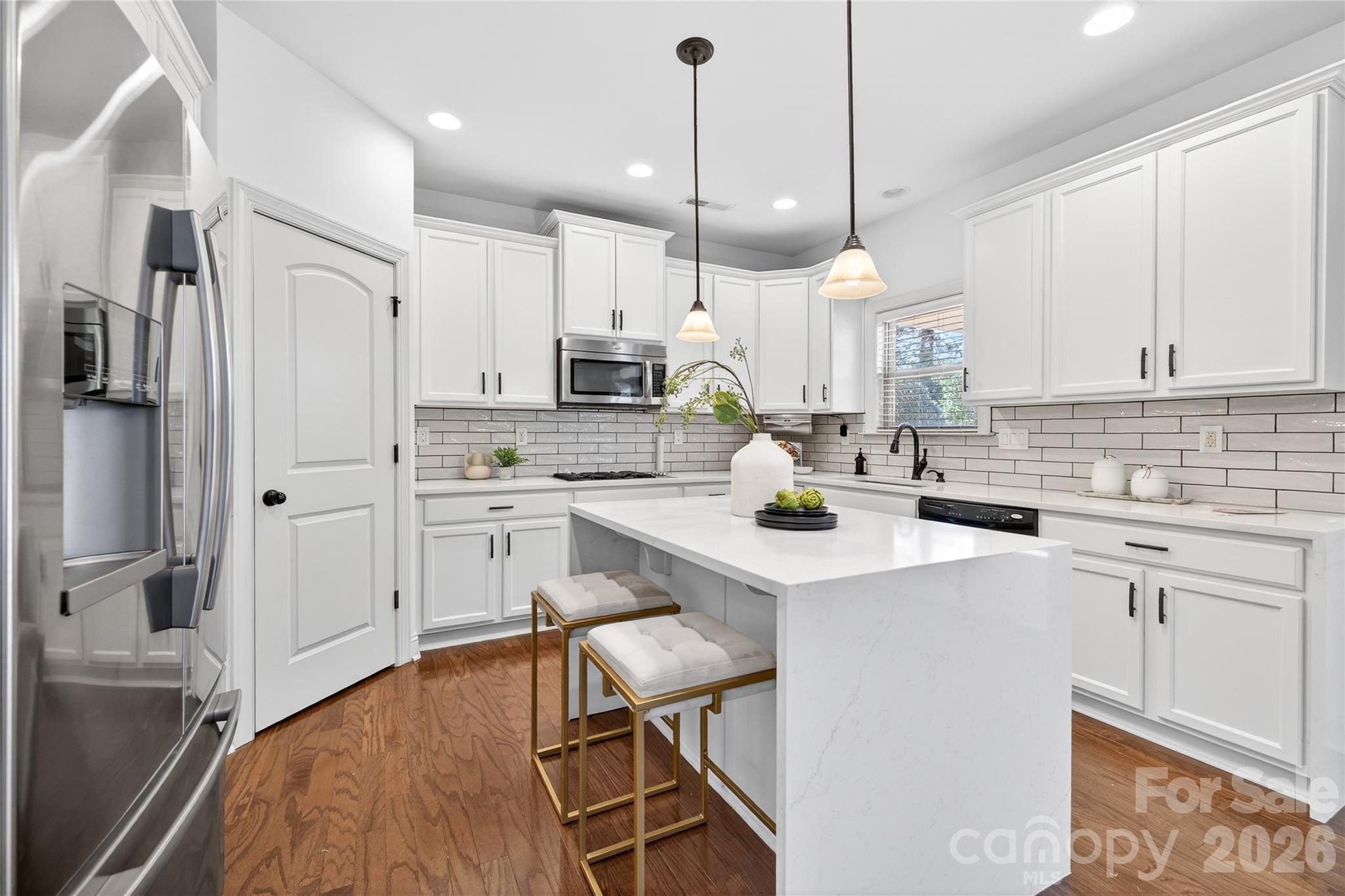 Barber Rock - Residential