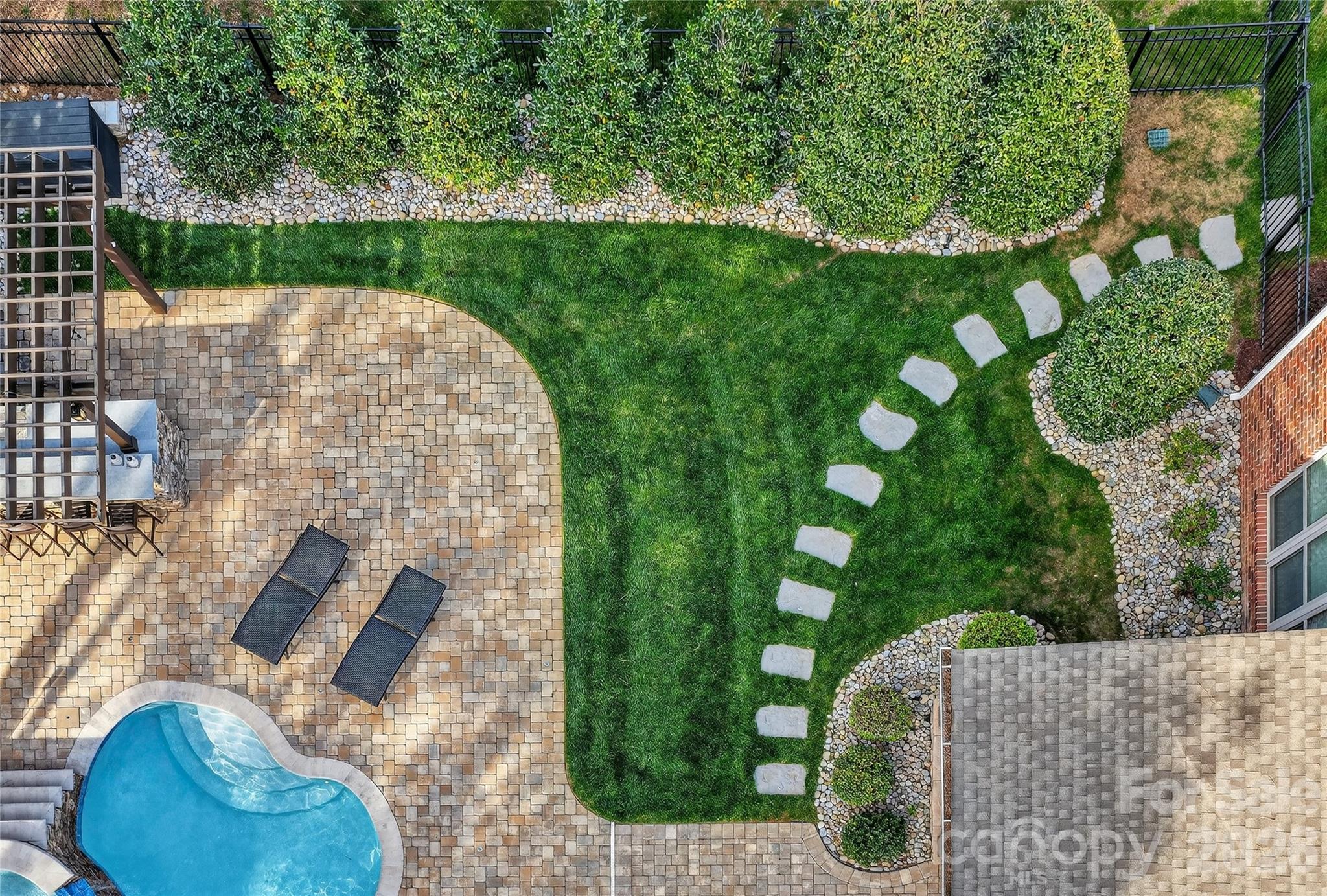 Barber Rock - Residential