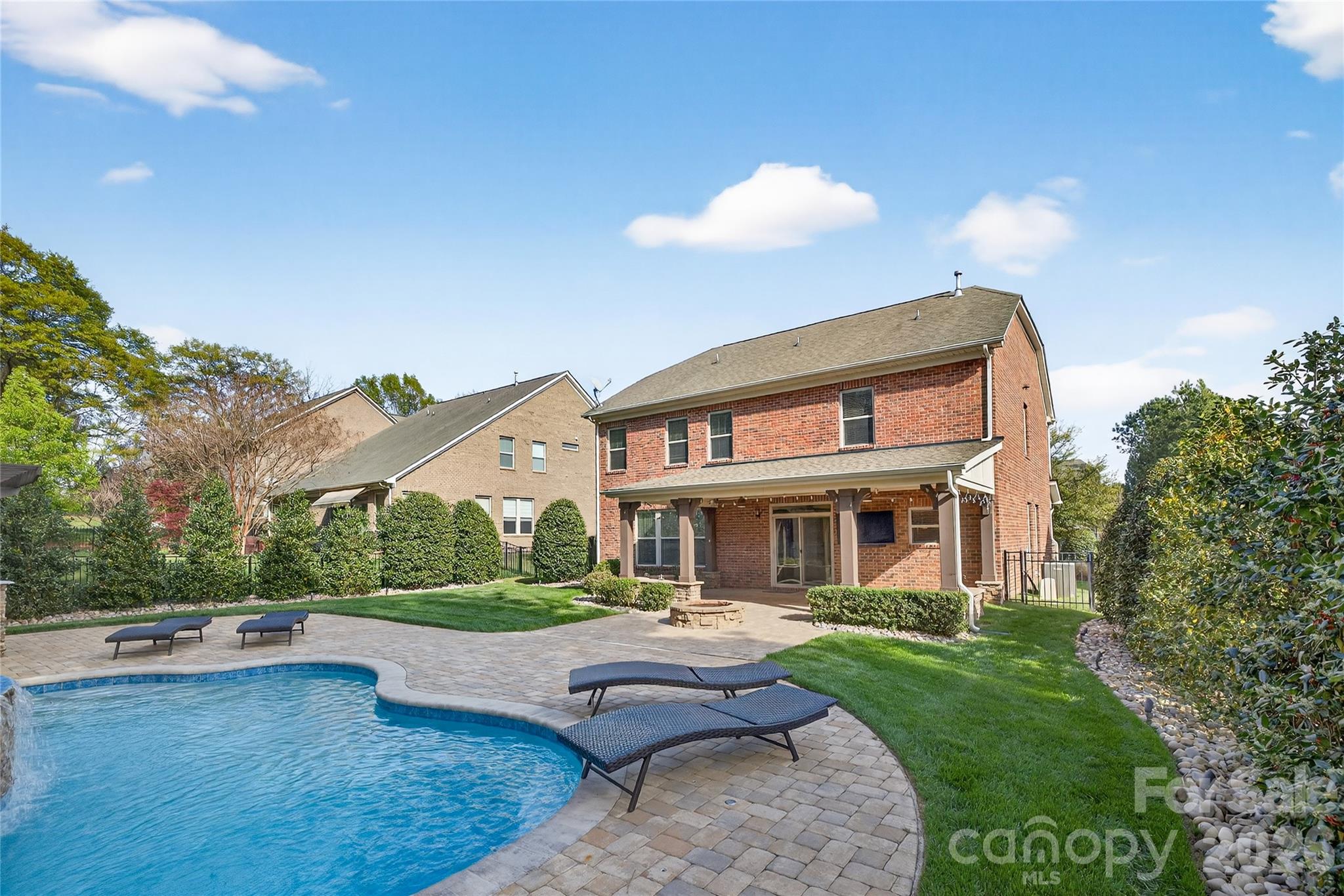 Barber Rock - Residential