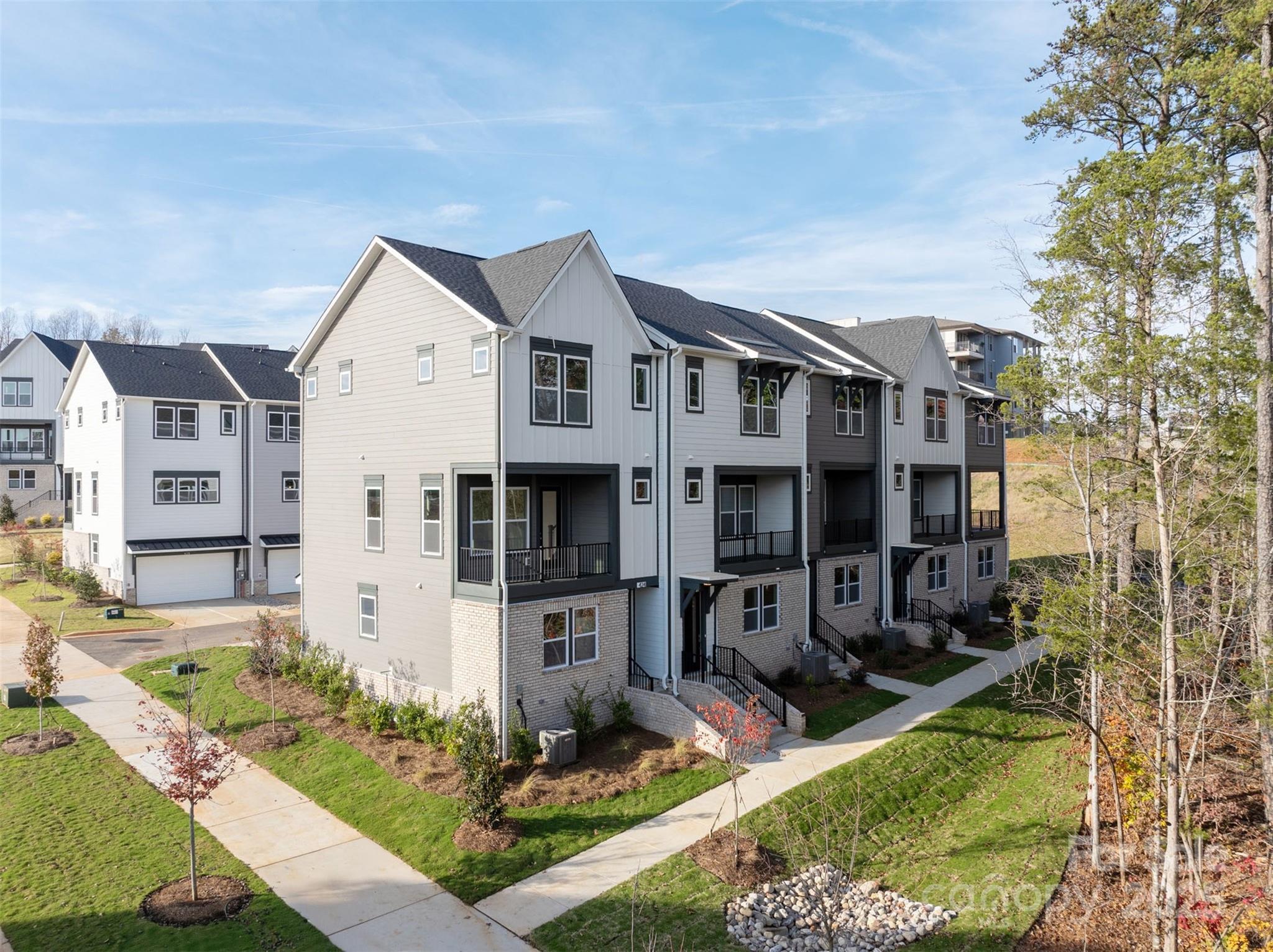 440 Nathaniel Way BRX0041