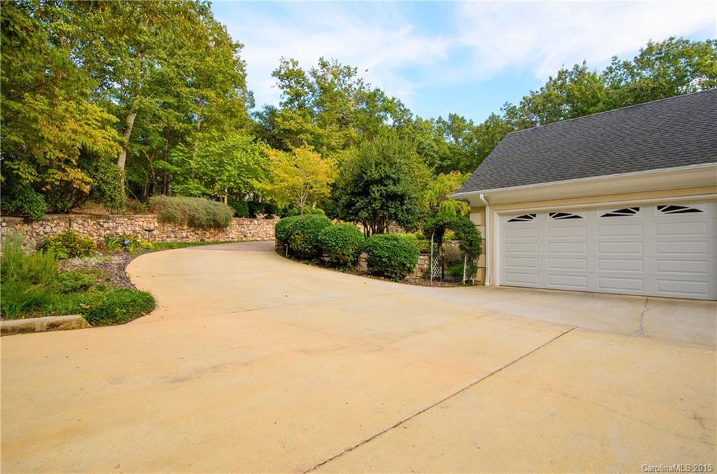 Uwharrie Point - Residential