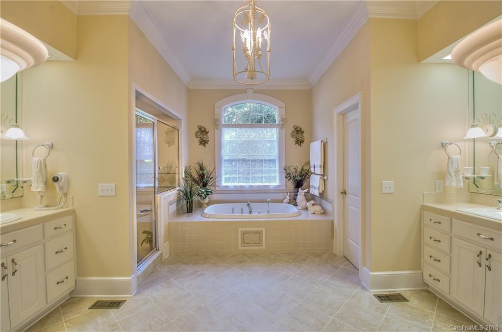 Uwharrie Point - Residential