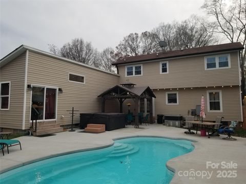 Photo of 372 Aycock Street NE, Concord, NC 28025 (MLS # 4327810)