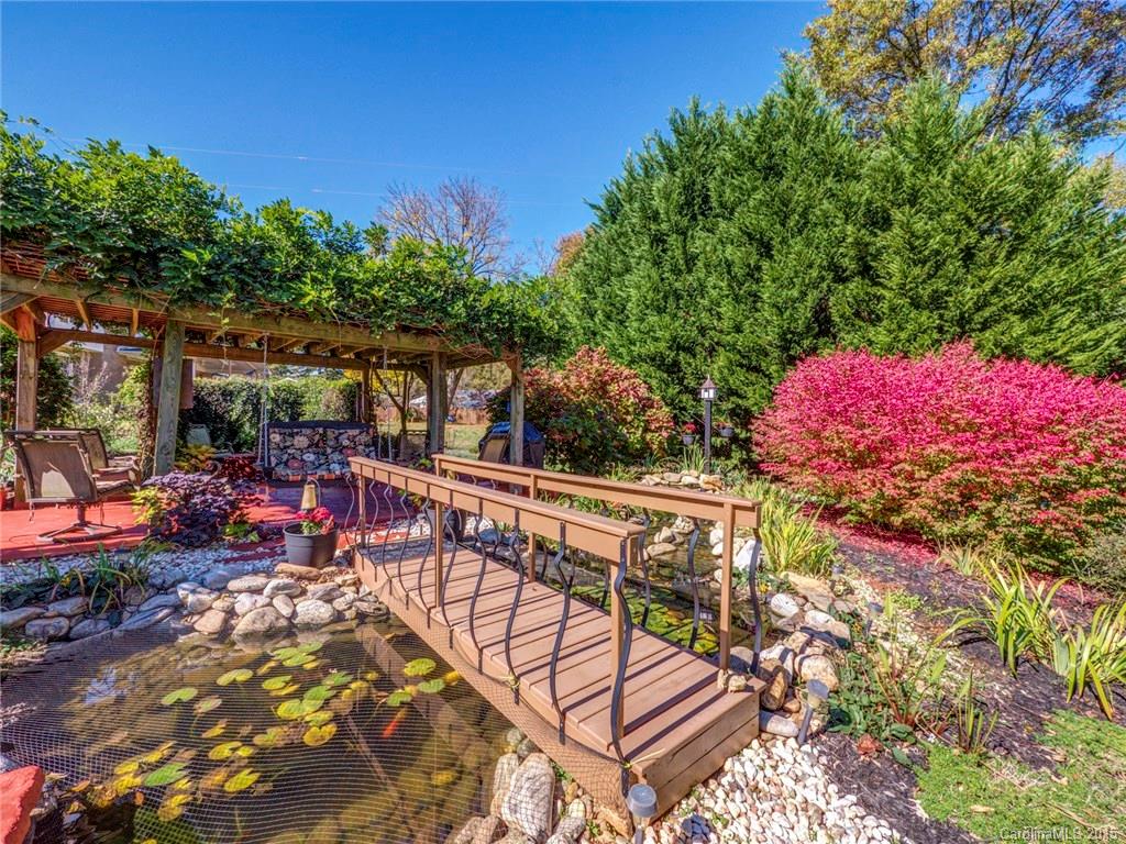 Monterey Hills - Residential