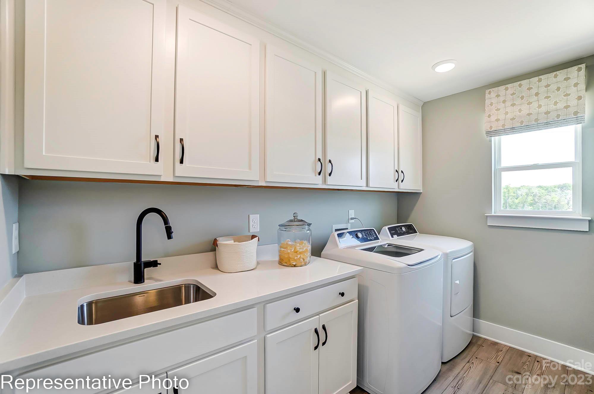 Harrisburg Village - Residential