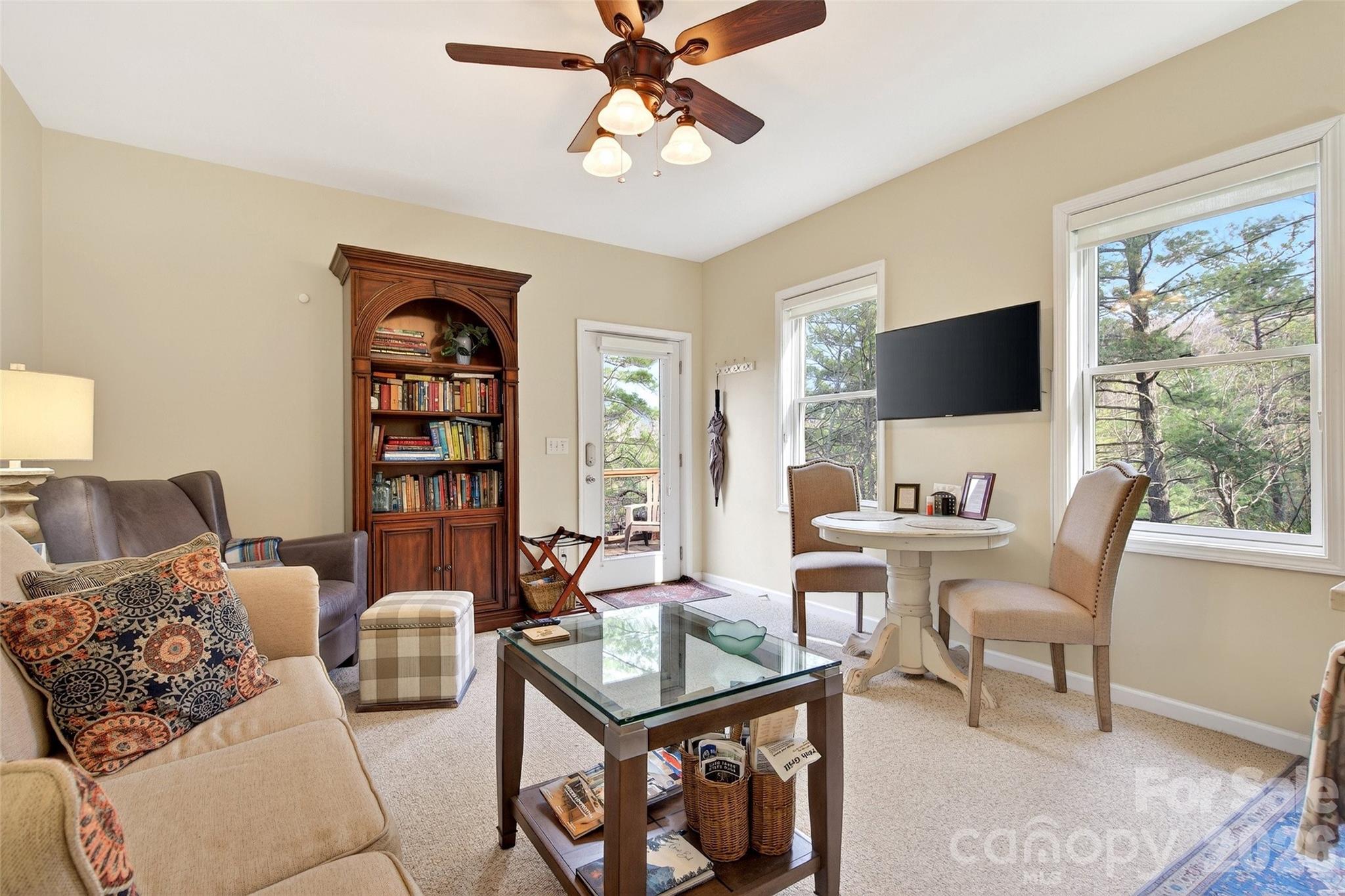 Fox Ridge - Residential