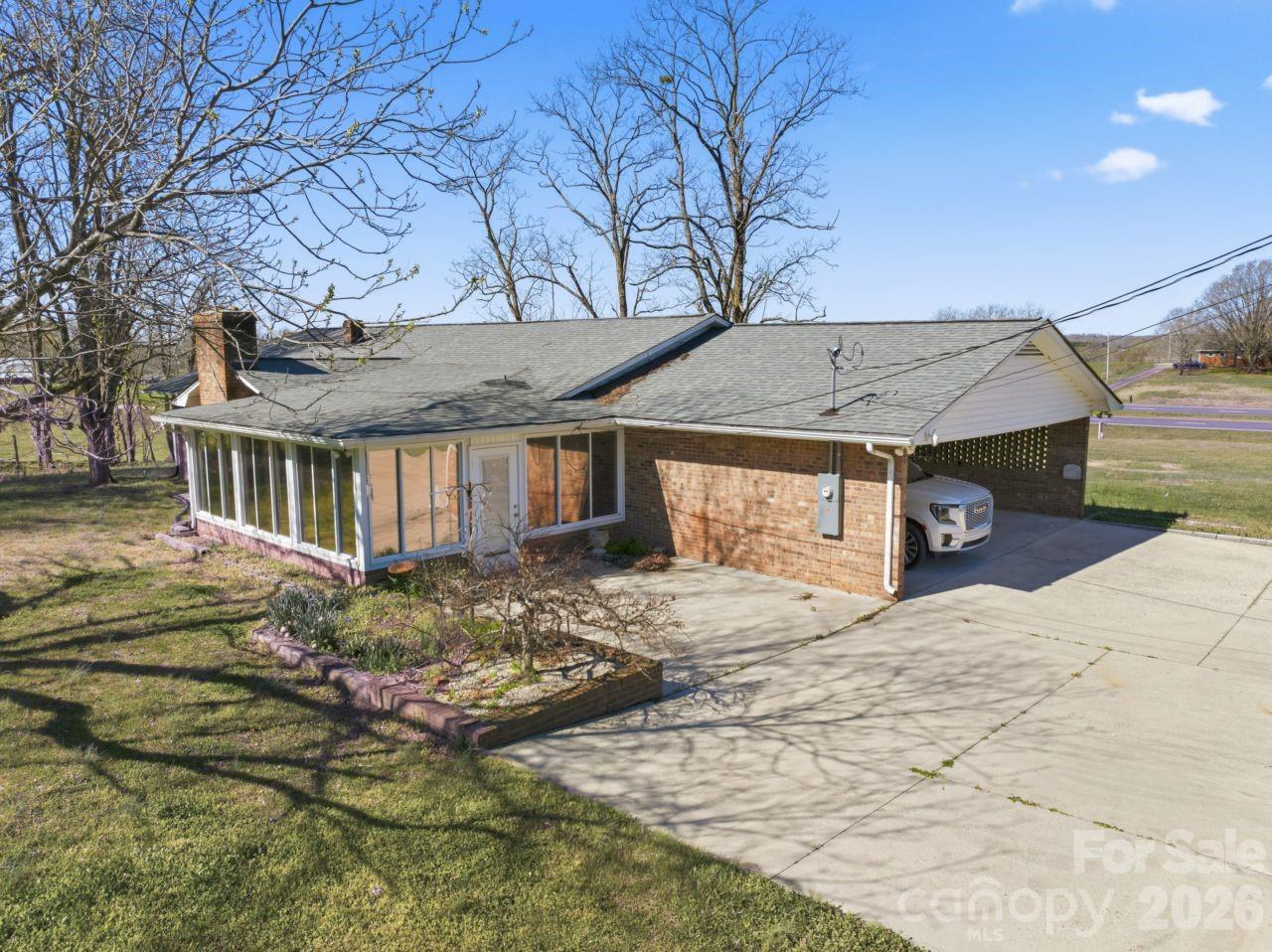 20402 Norton Road