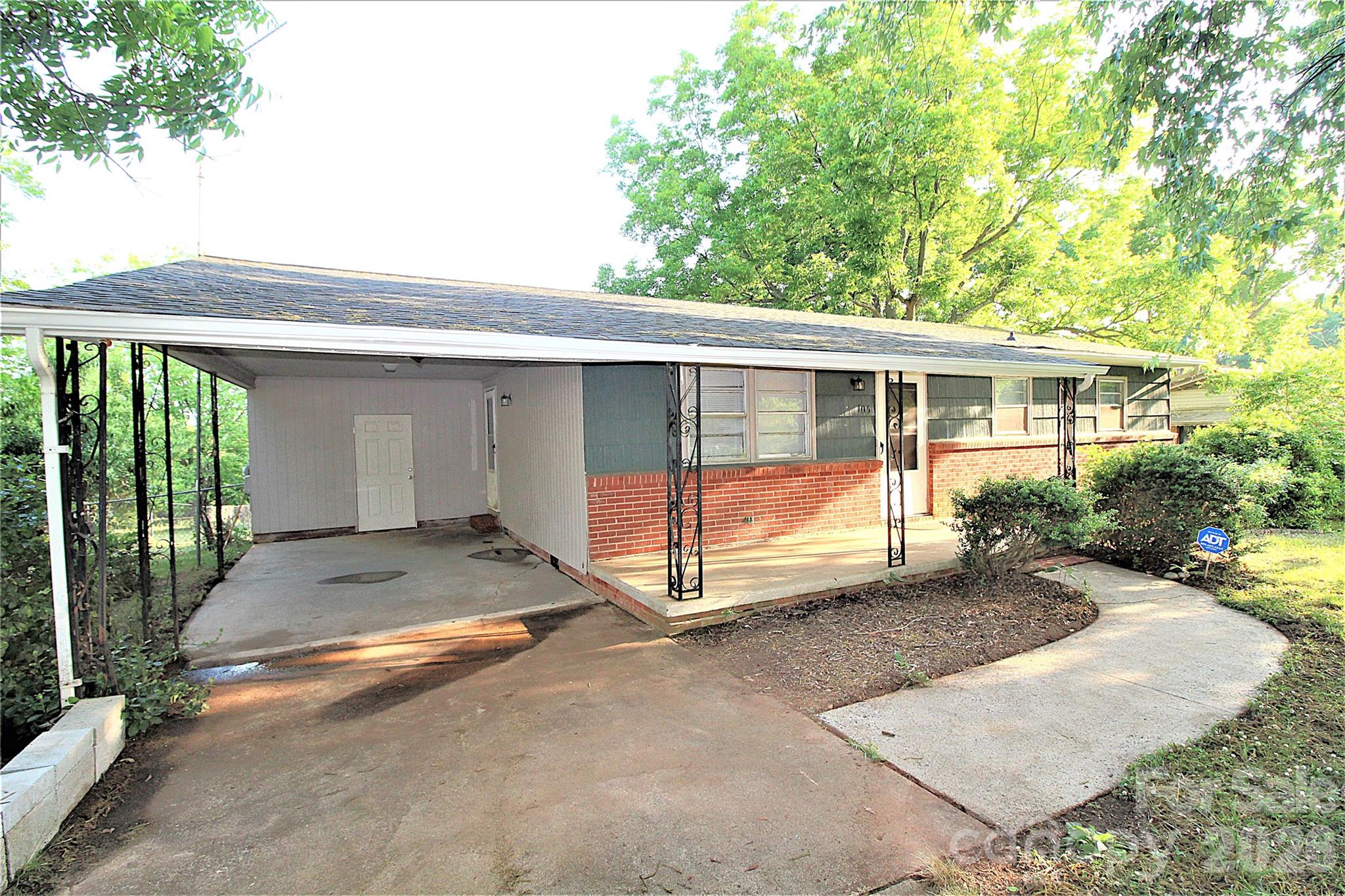 Hillsdale - Residential