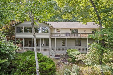 Photo of 230 Maple Hill Drive, Flat Rock, NC 28731 (MLS # 4319994)