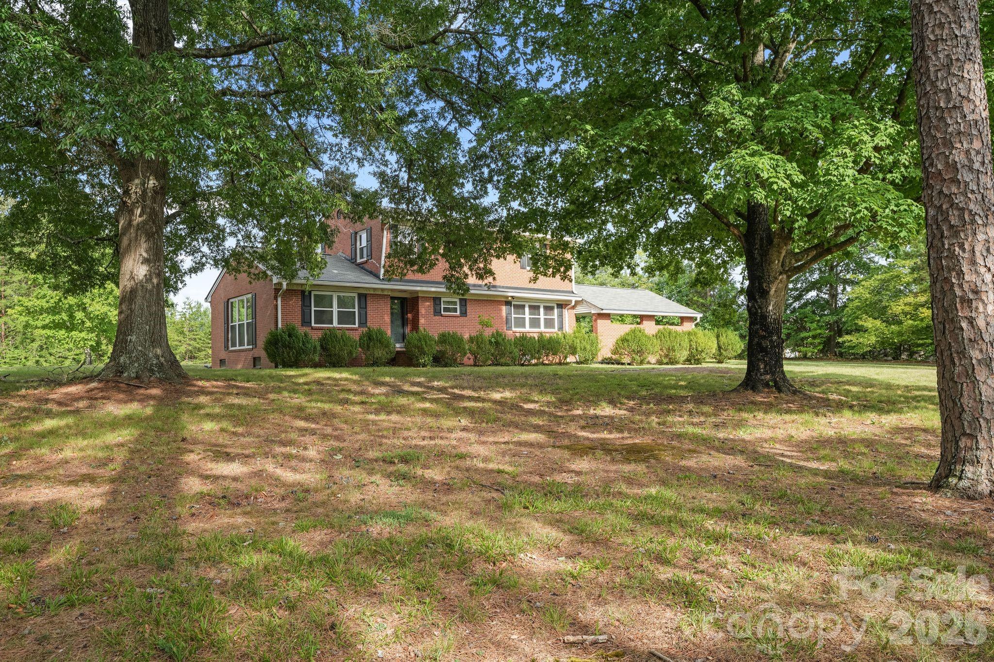 1261 Springwood Church Road