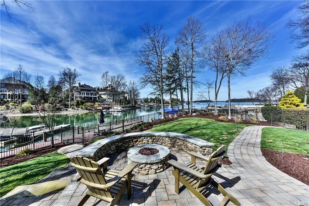 The Peninsula - Residential