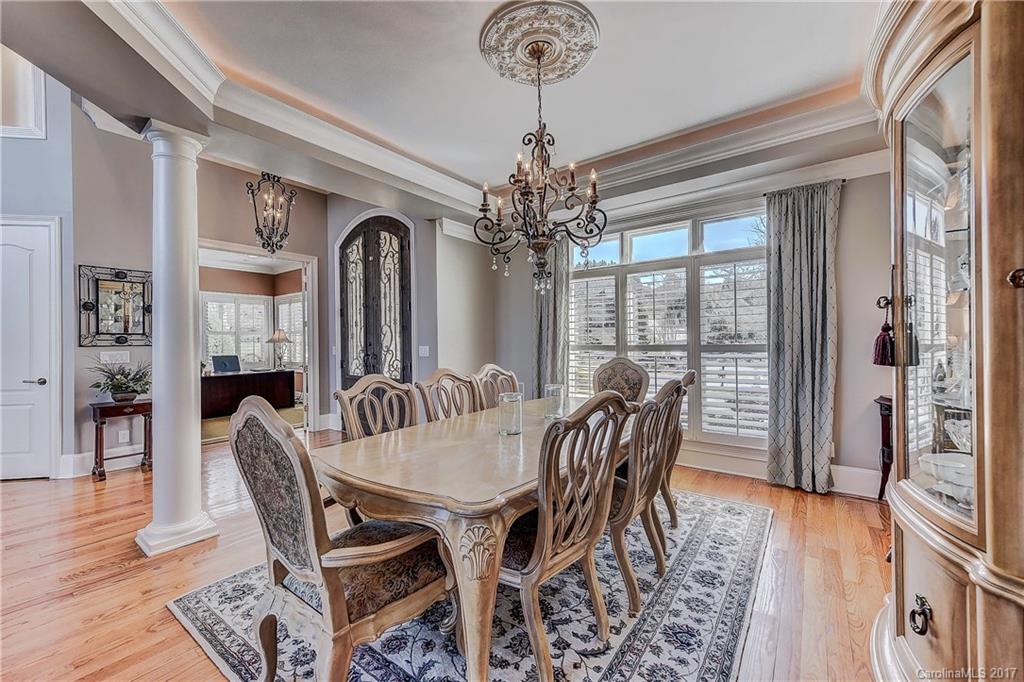 The Peninsula - Residential