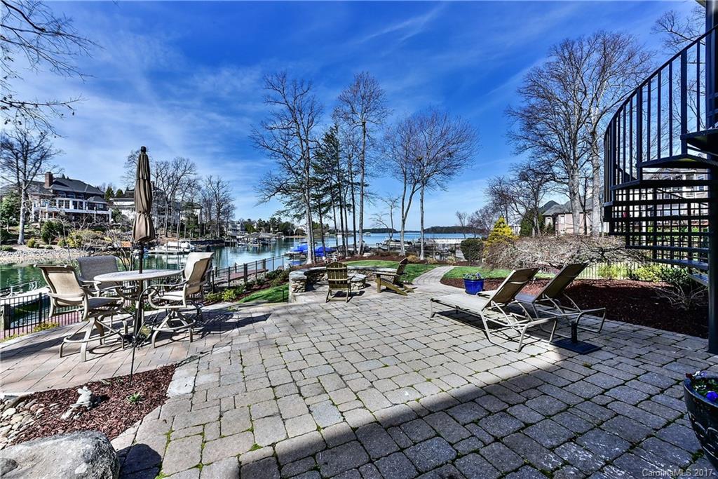 The Peninsula - Residential