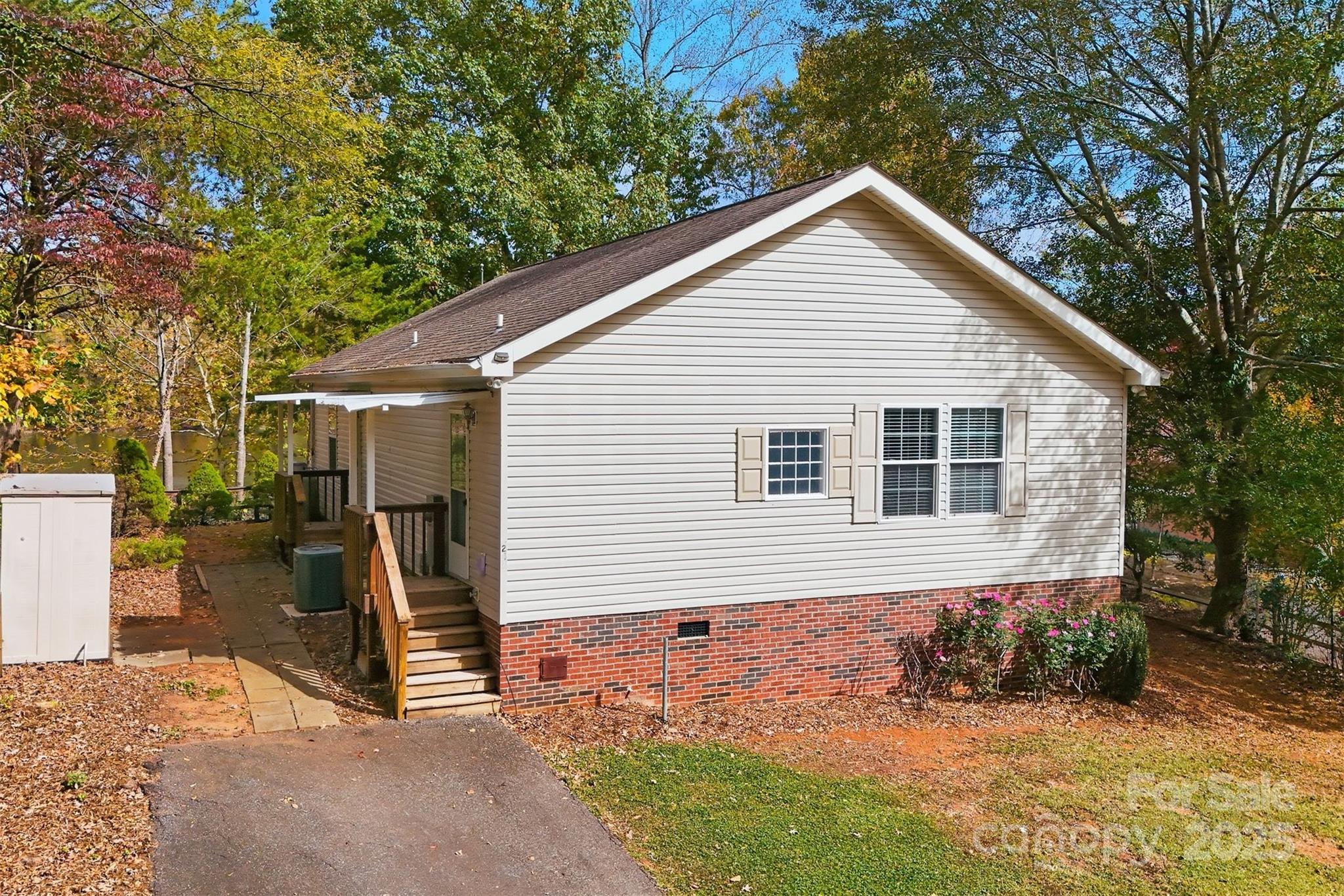 4247 Laurel Hill Road