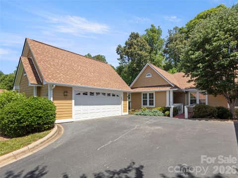 Photo of 1301 Hyde Park Drive, Asheville, NC 28806 (MLS # 4399054)