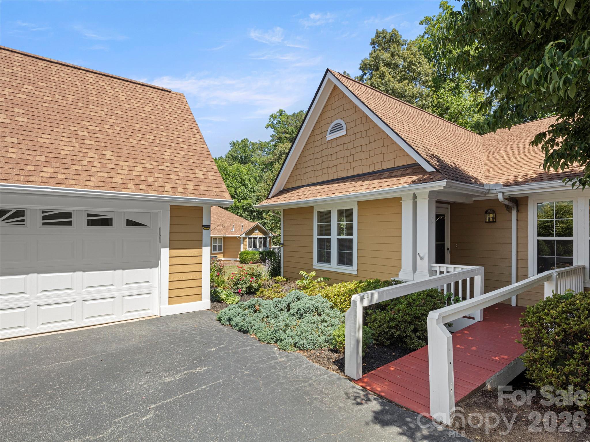1301 Hyde Park Drive