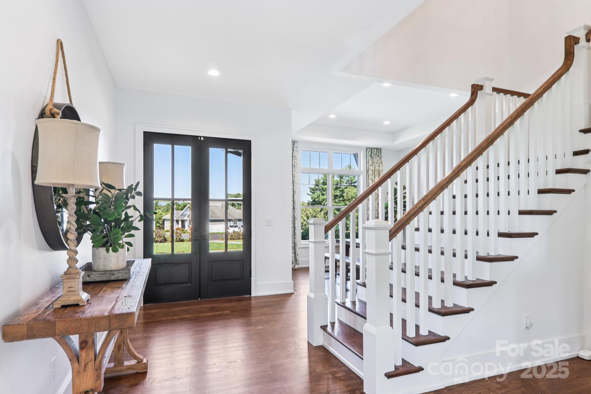 98 Drummond Circle