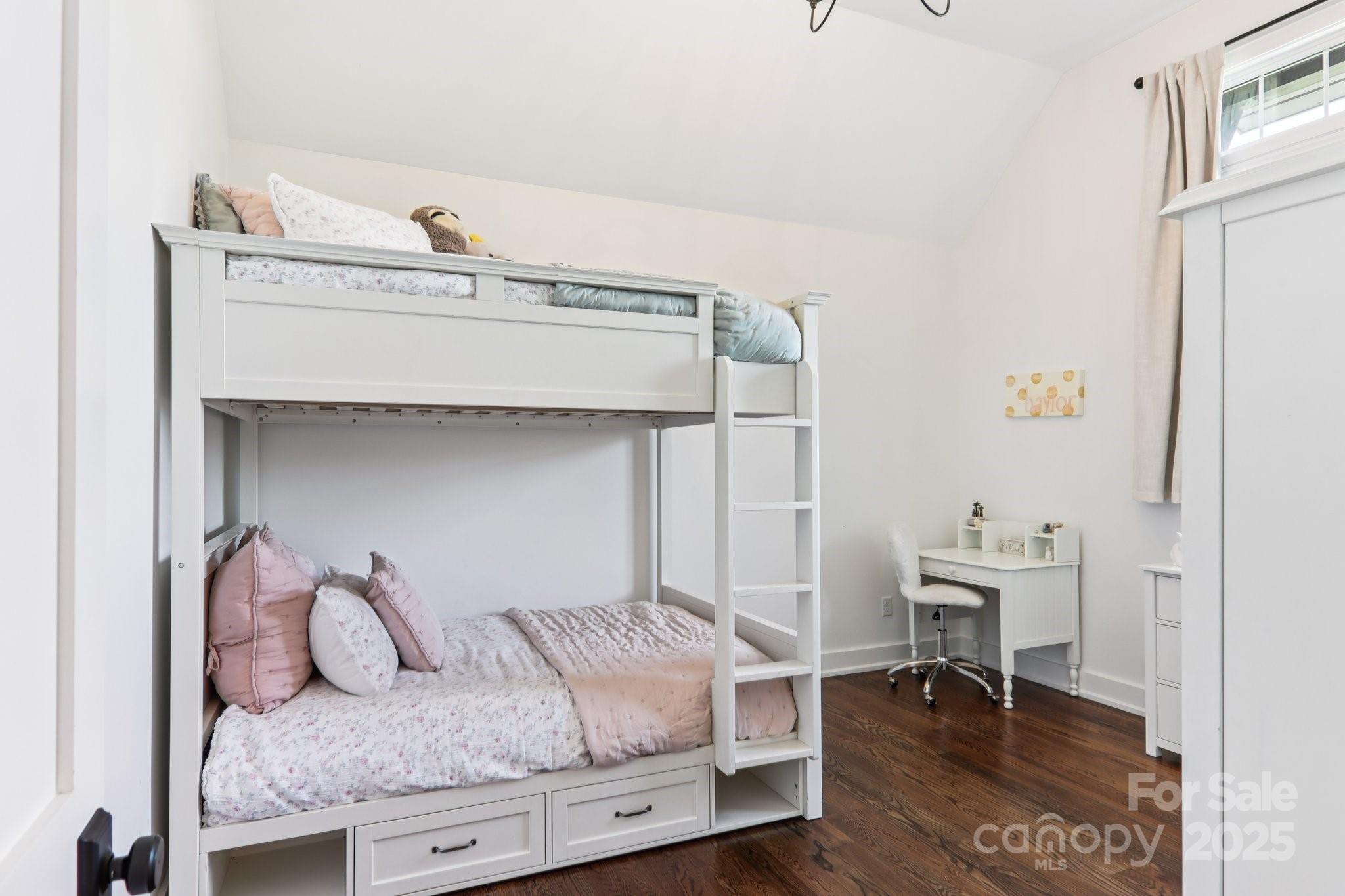 Skytop Farm - Residential