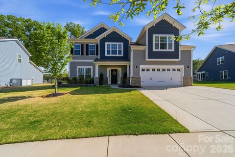 Photo of 12616 Dunloe Wood Drive, Huntersville, NC 28078 (MLS # 4372888)