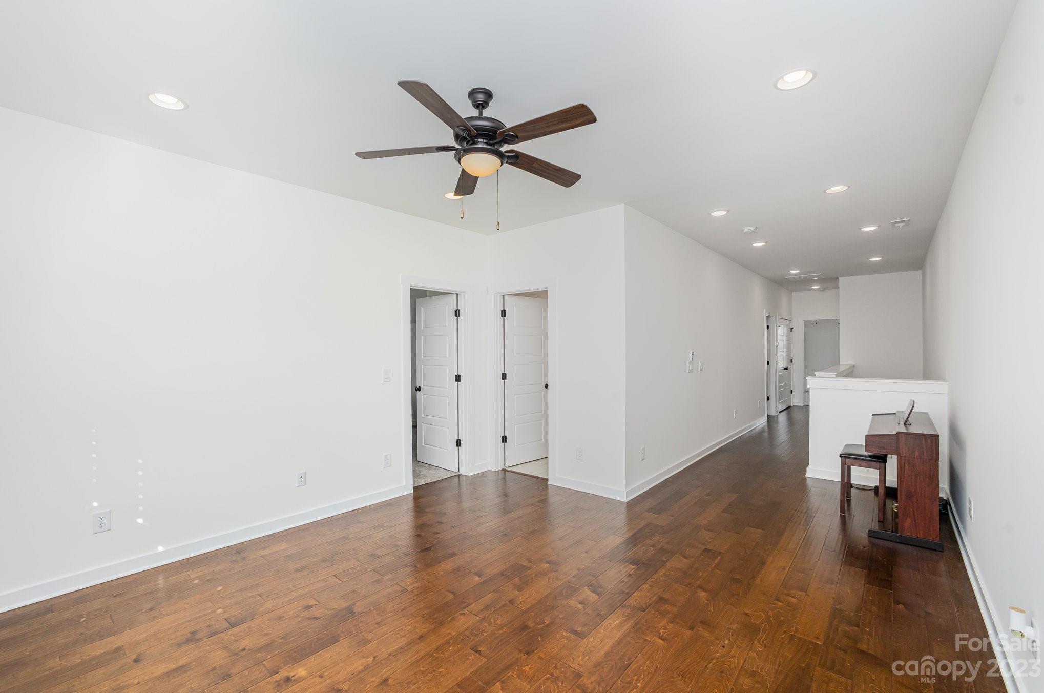 Masons Bend - Residential