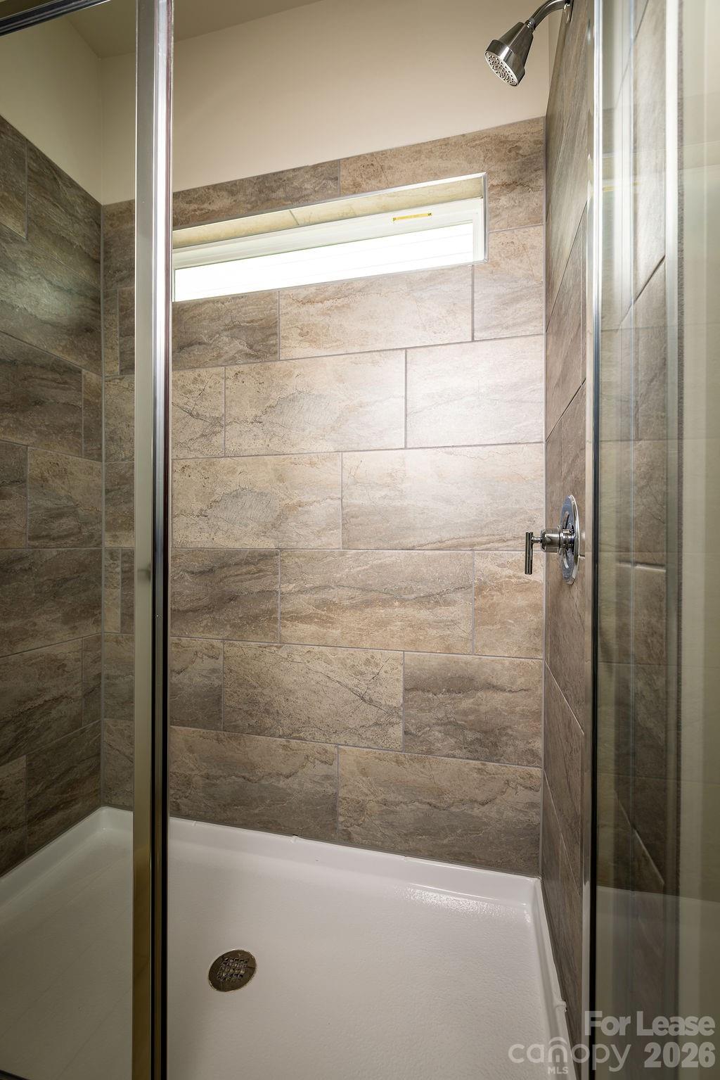 Redhawk - Residential Lease