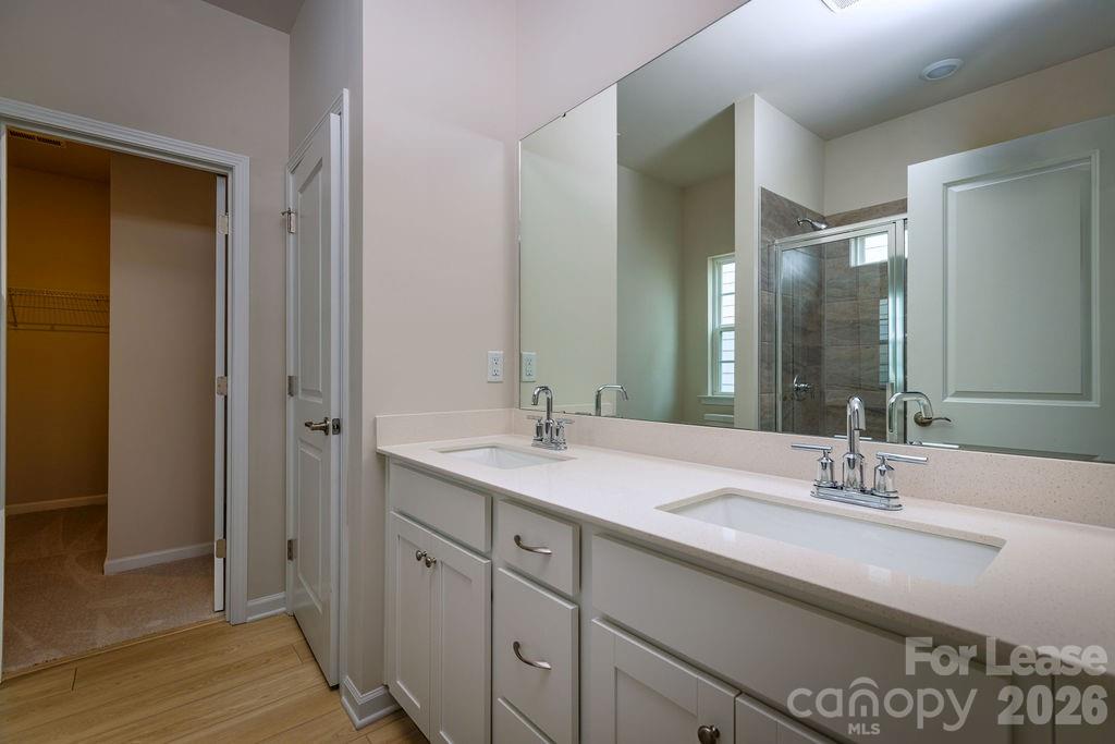 Redhawk - Residential Lease