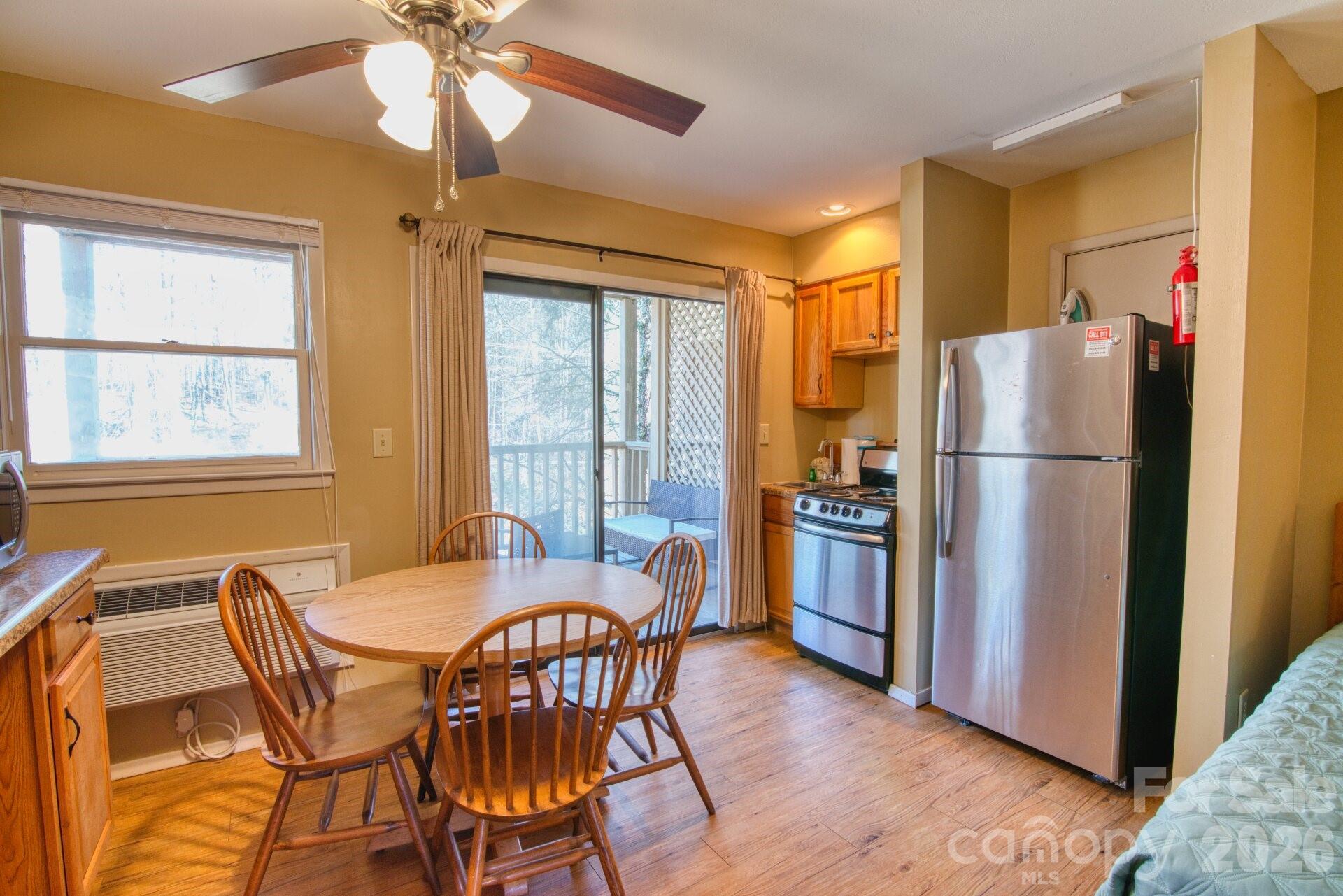 160 Whitney Boulevard 7