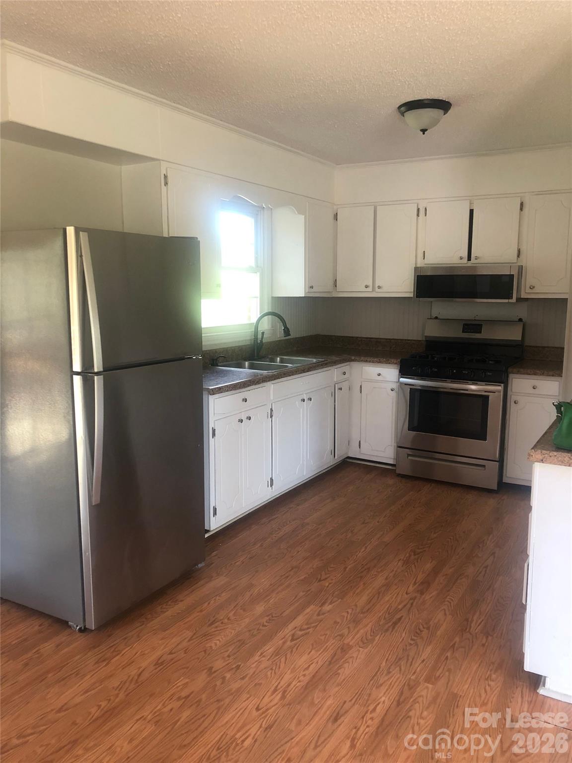 Hillcrest - Residential Lease