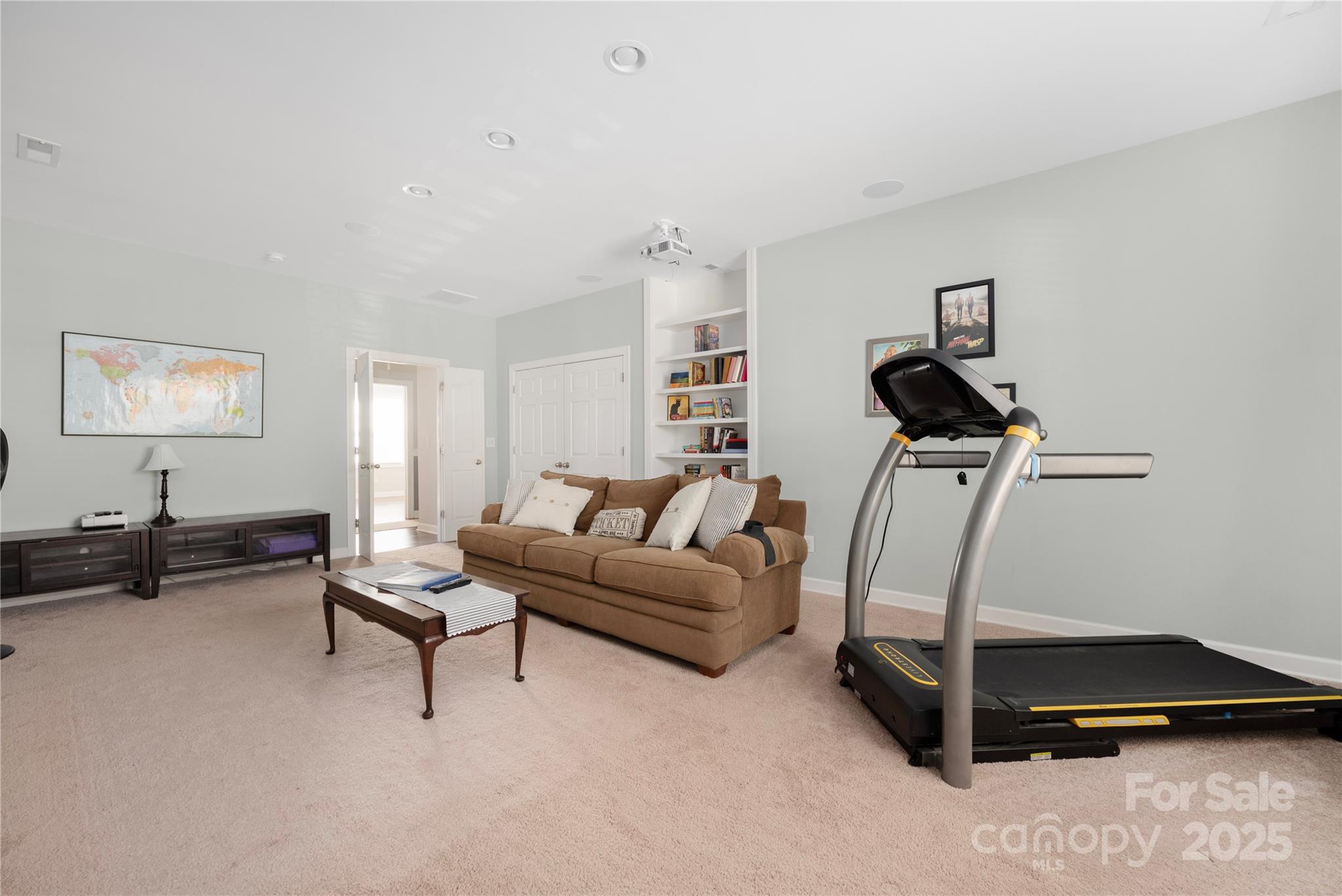 Macaulay - Residential