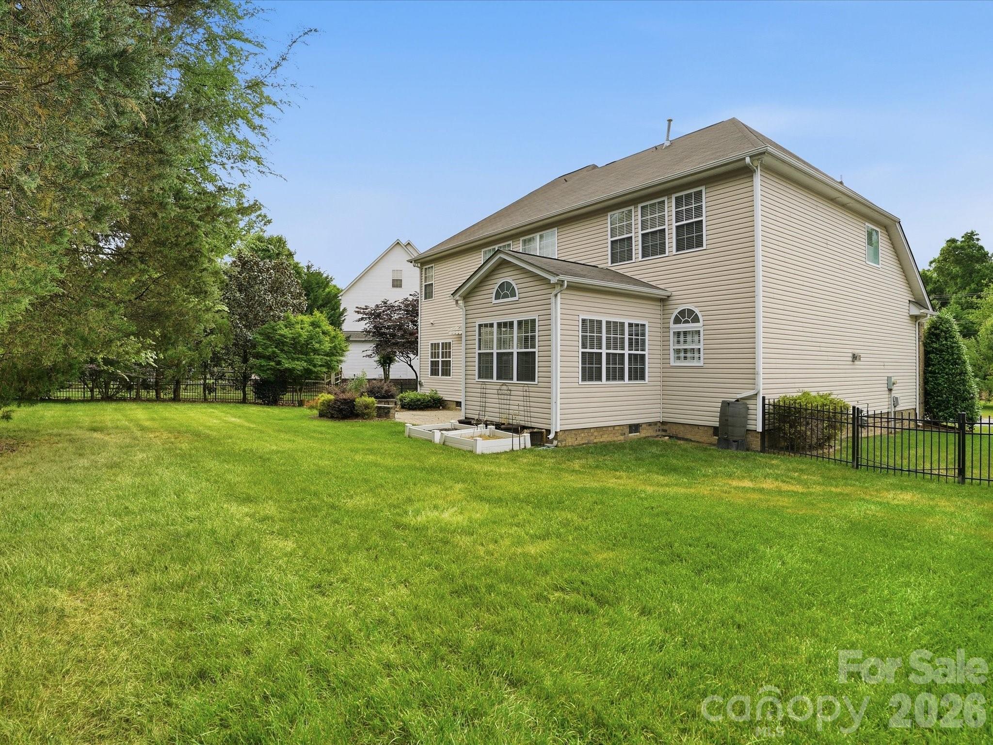 Brandon Oaks - Residential