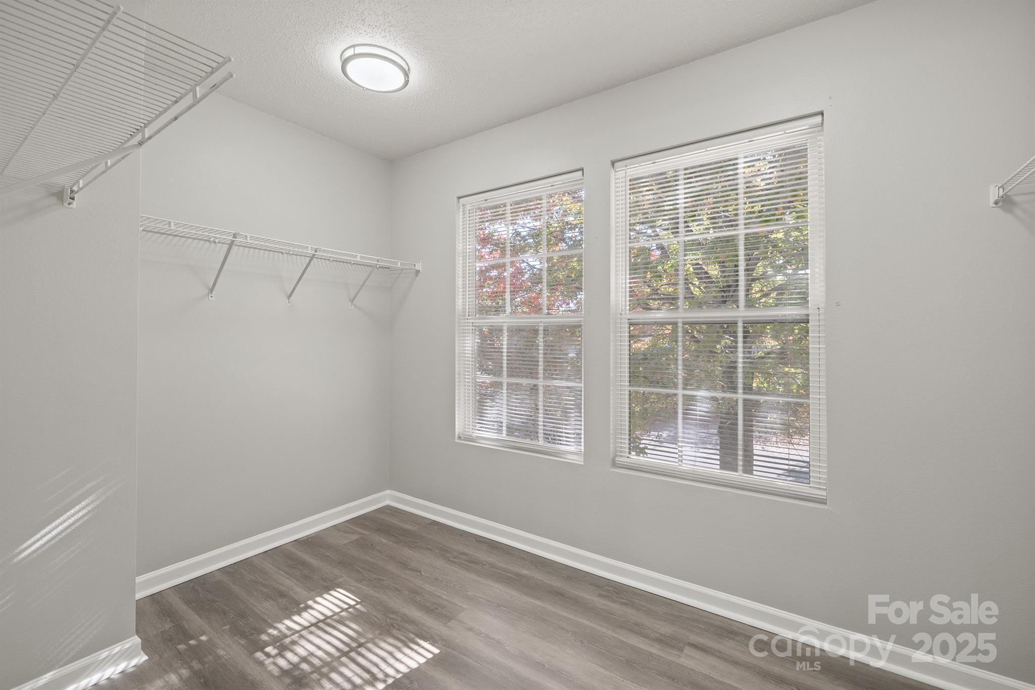 Oakbrooke - Residential