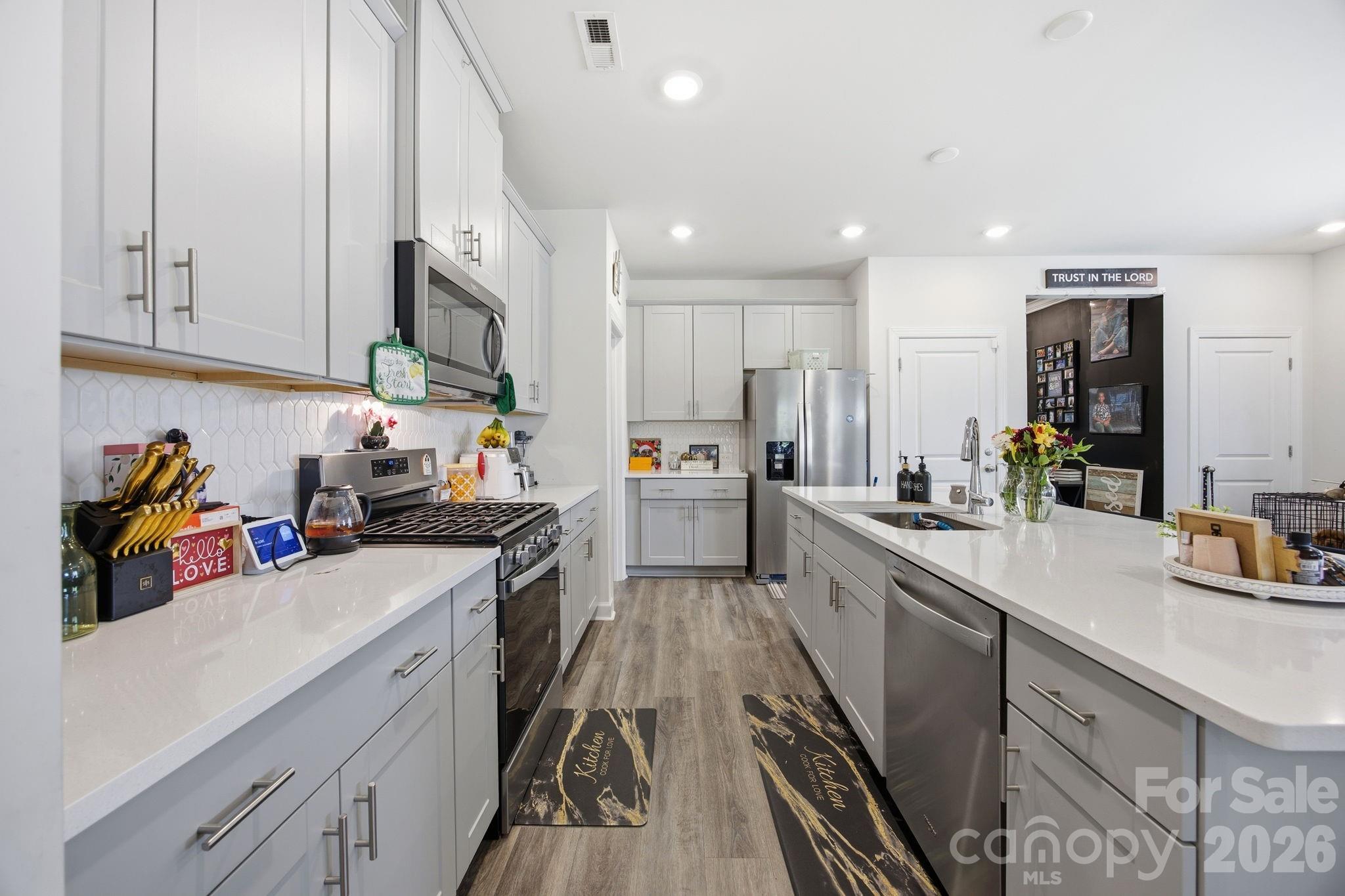 4070 Backwater Street