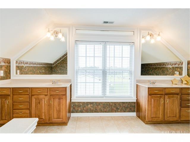 Vesuvius Meadows - Residential