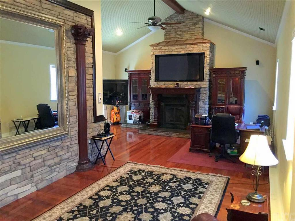 Vesuvius Meadows - Residential