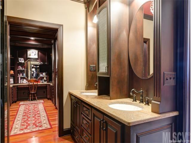 Vesuvius Meadows - Residential