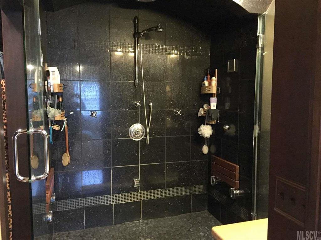 Vesuvius Meadows - Residential