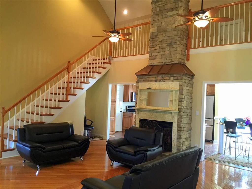 Vesuvius Meadows - Residential