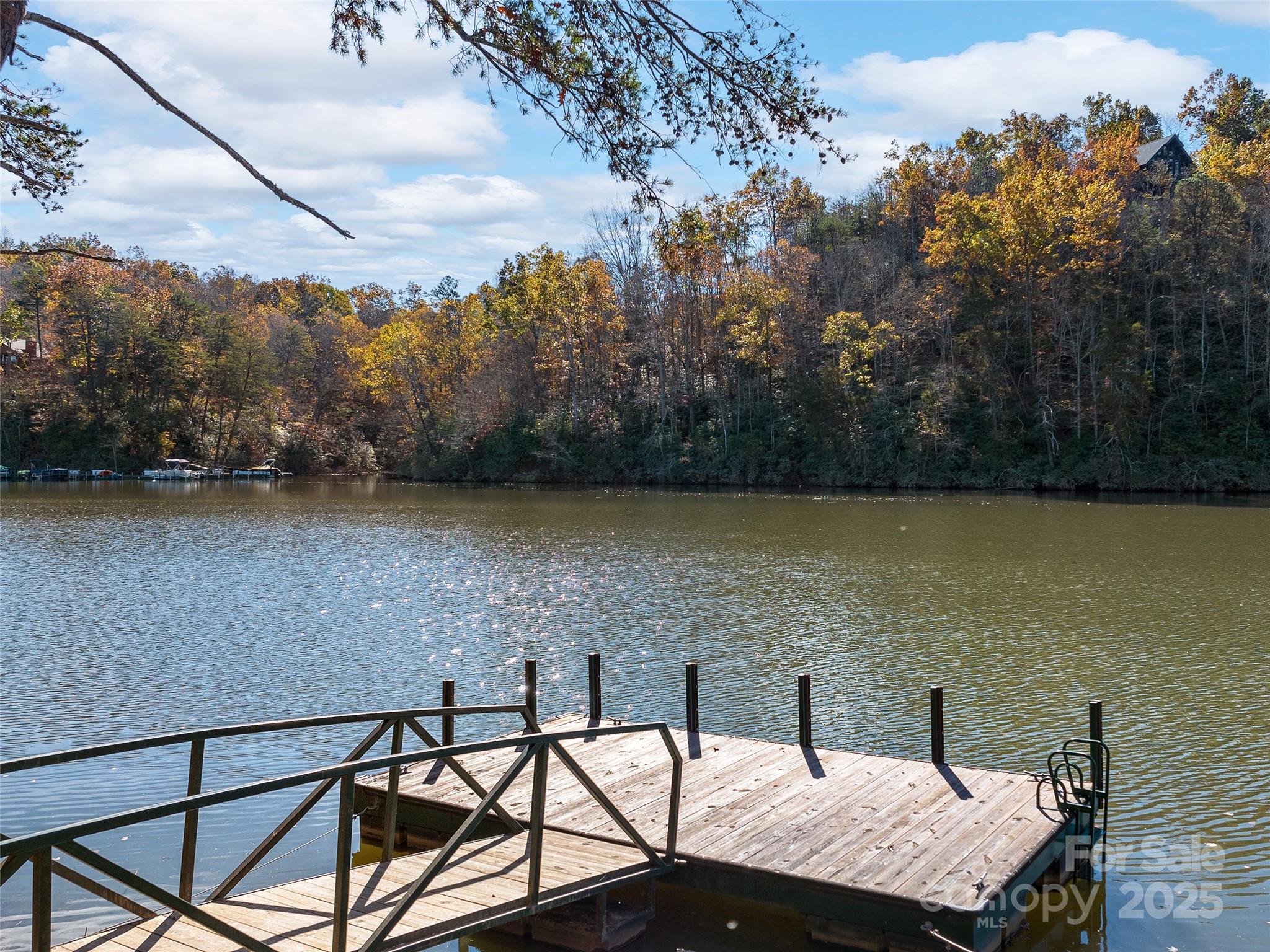 Lake Adger - Residential