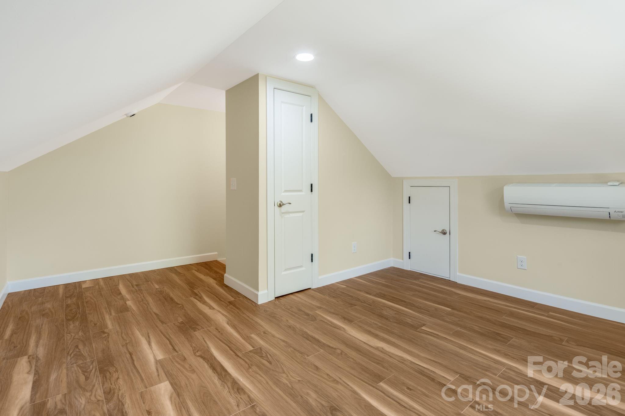 Cool Springs - Residential