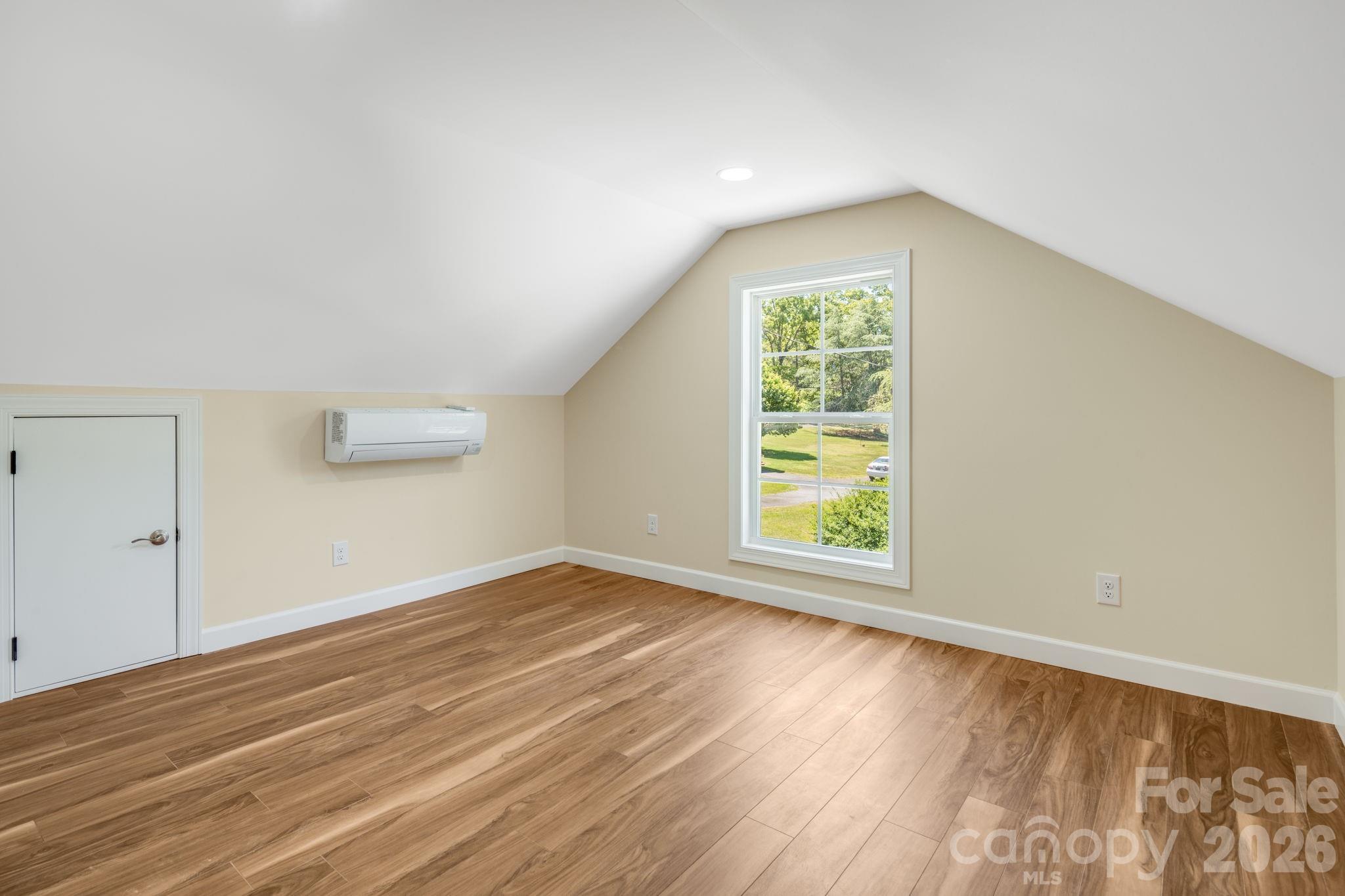 Cool Springs - Residential