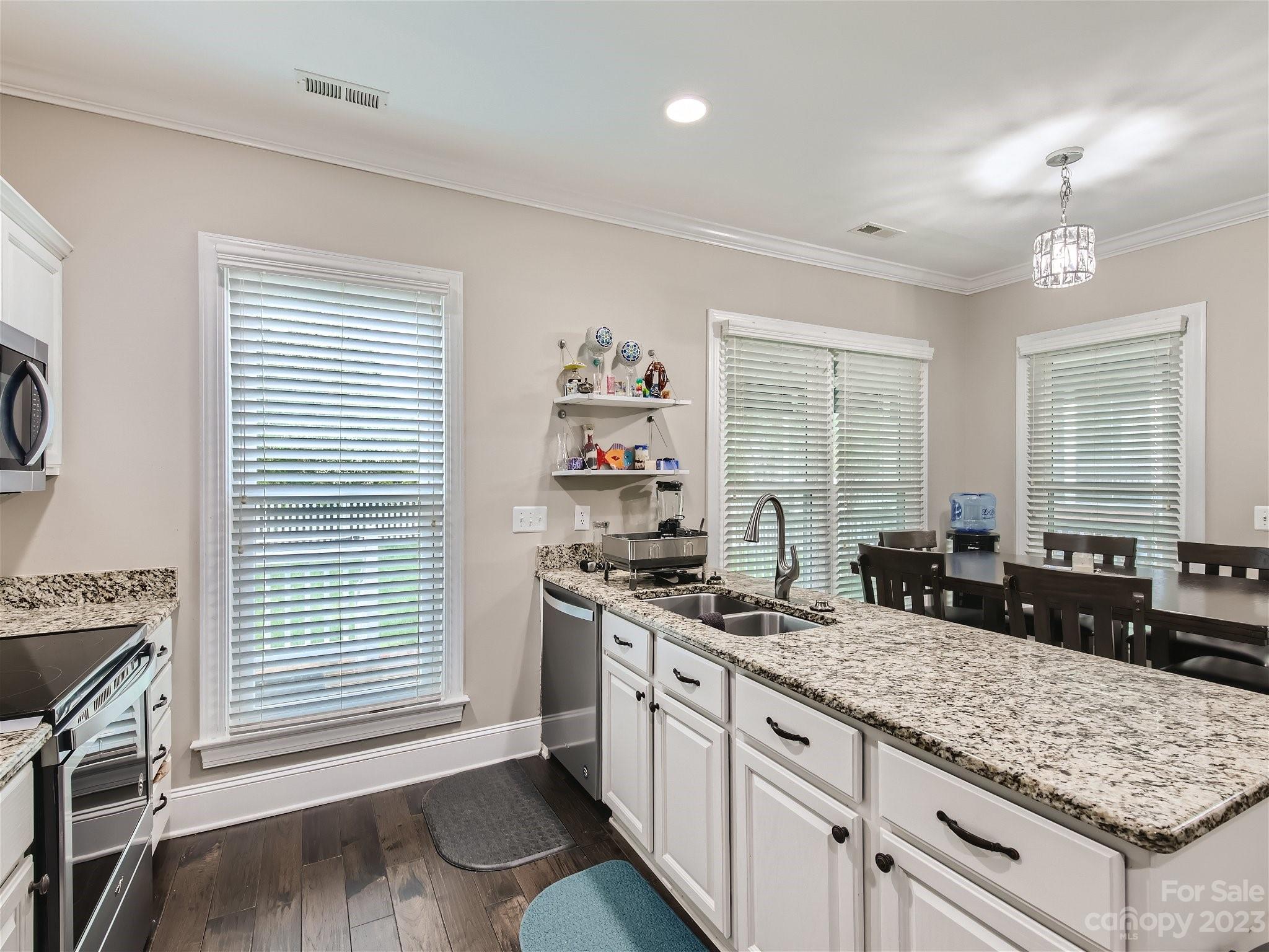 Beverly Crest - Residential