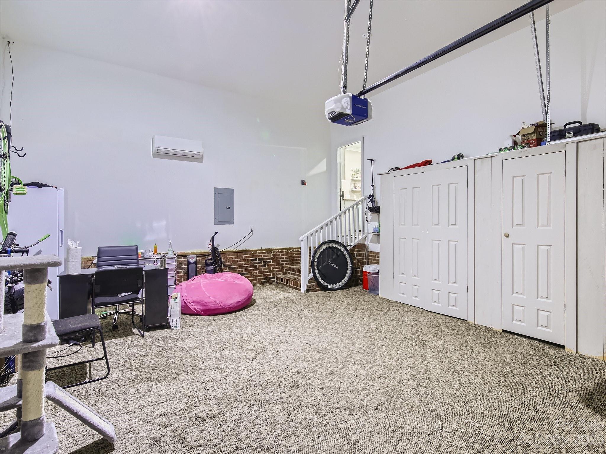 Beverly Crest - Residential