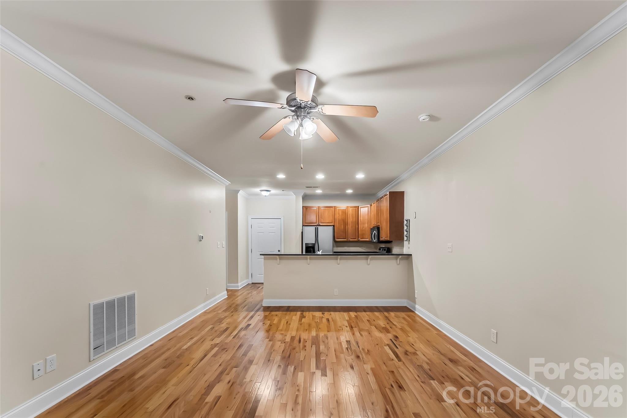 175 S Lexington Avenue 202