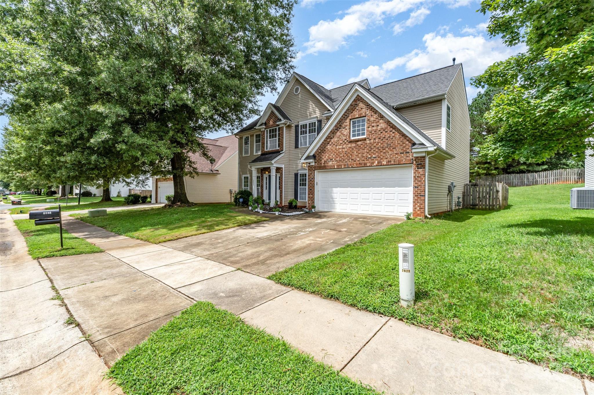 2823 Oakdale Pasture Drive