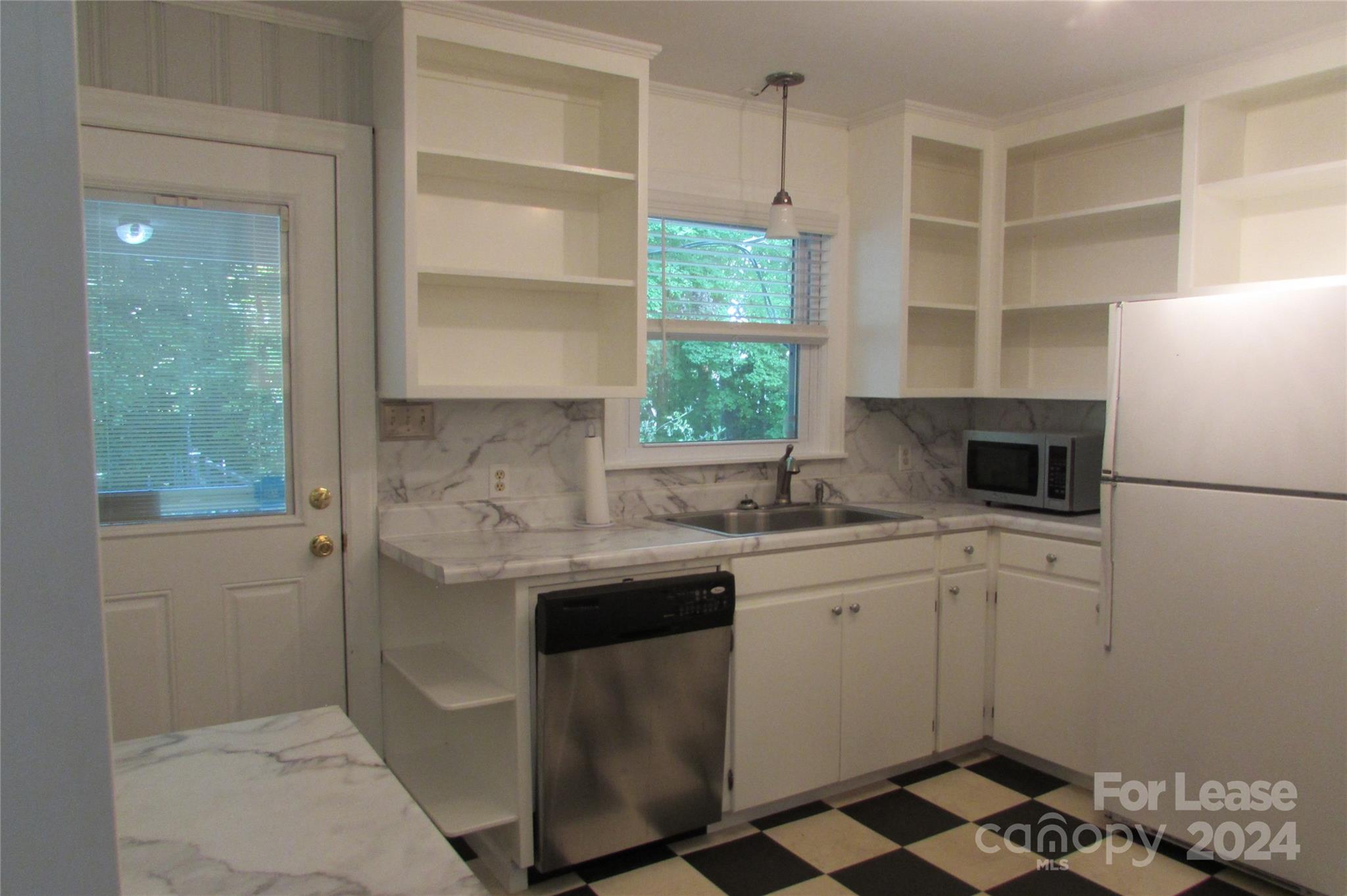 Montclaire - Residential Lease