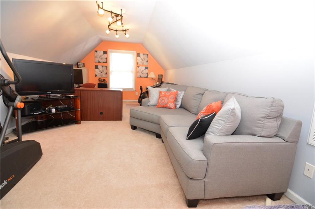 Amber Ashlyn Acres - Residential