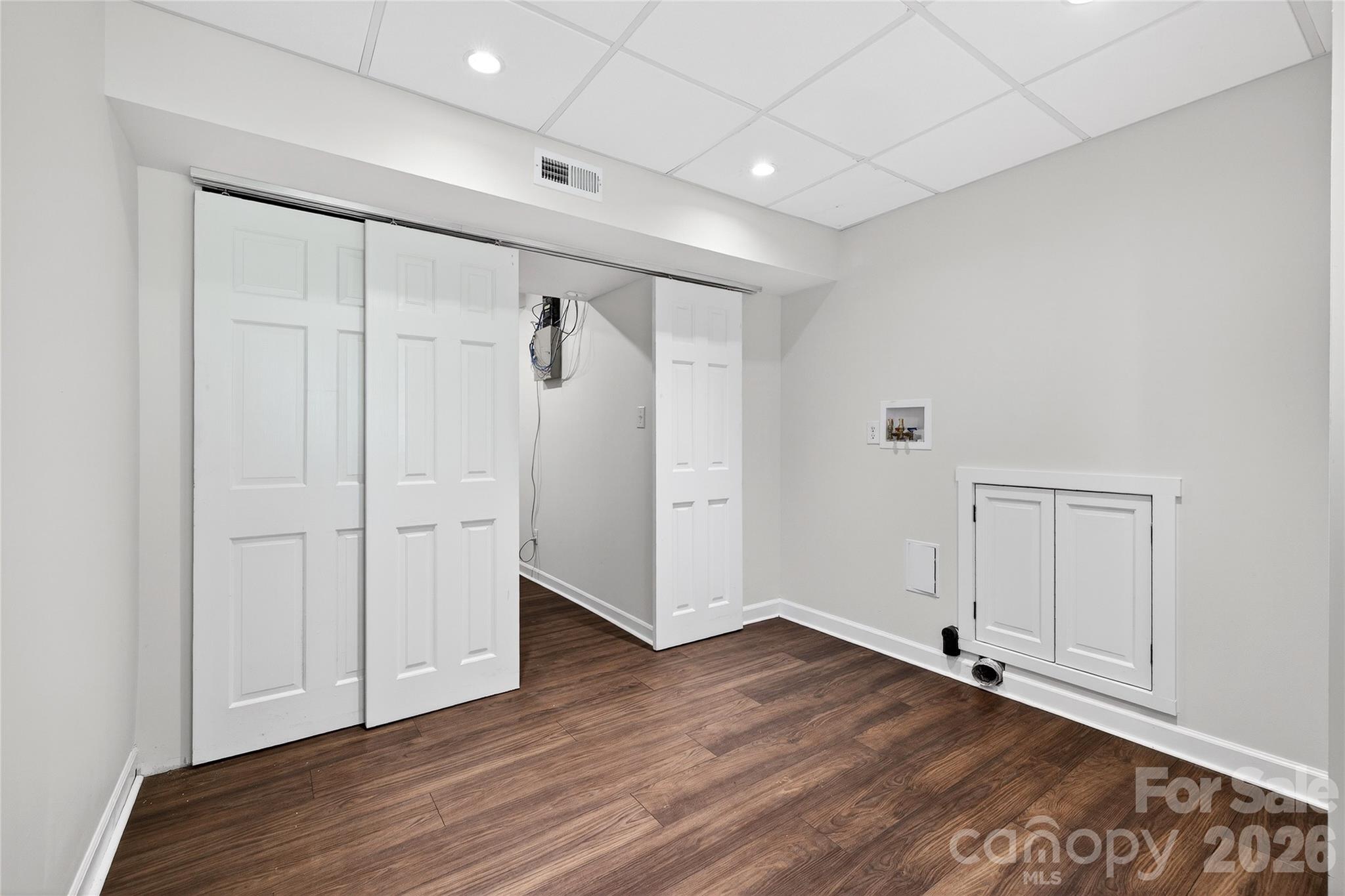 Beverly Woods - Residential